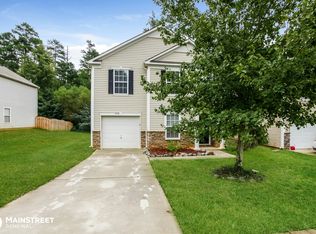 7230 Fox Point Dr, Charlotte, NC 28269