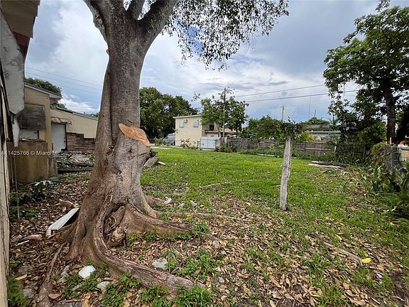 5th image of 1291 NW 52nd St