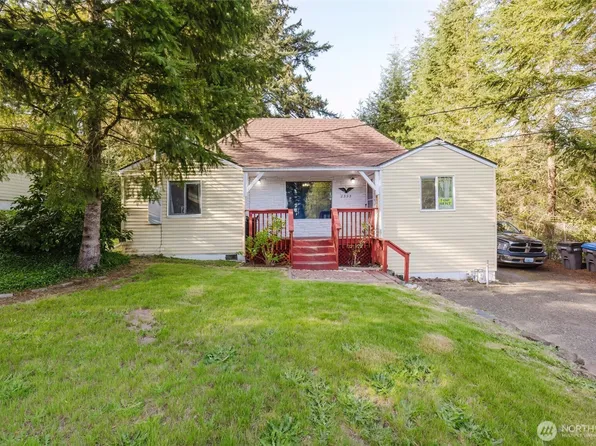 2395 SE Salmonberry Road, Port Orchard, WA 98366