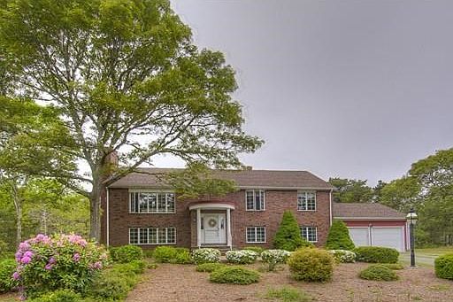 2nd image of 3 Baldwin Ln