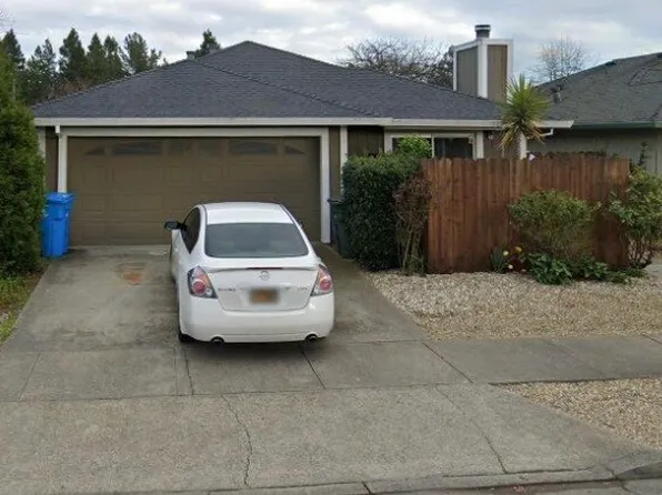 1908 Spinnaker Pl, Santa Rosa, CA 95403