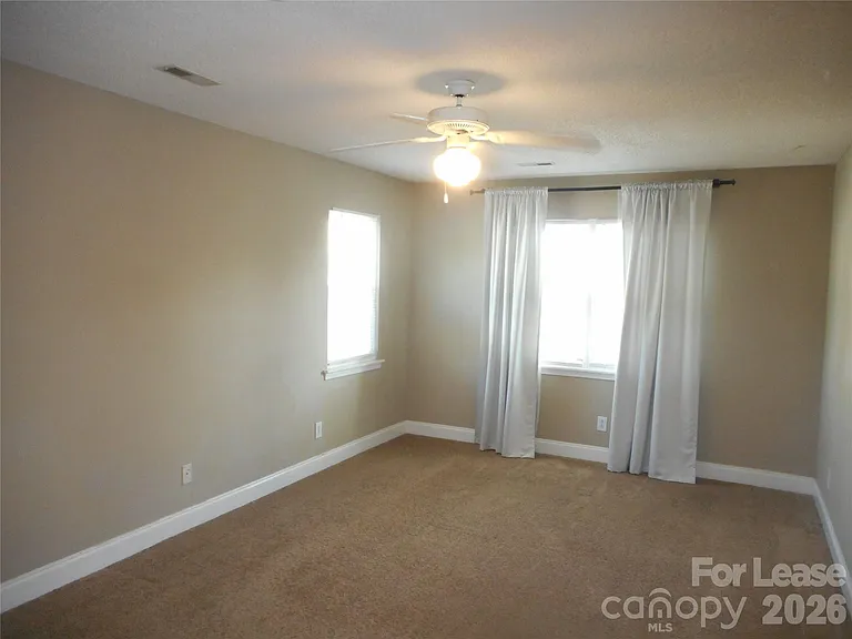 8431 Leeper Dr — Photo 13