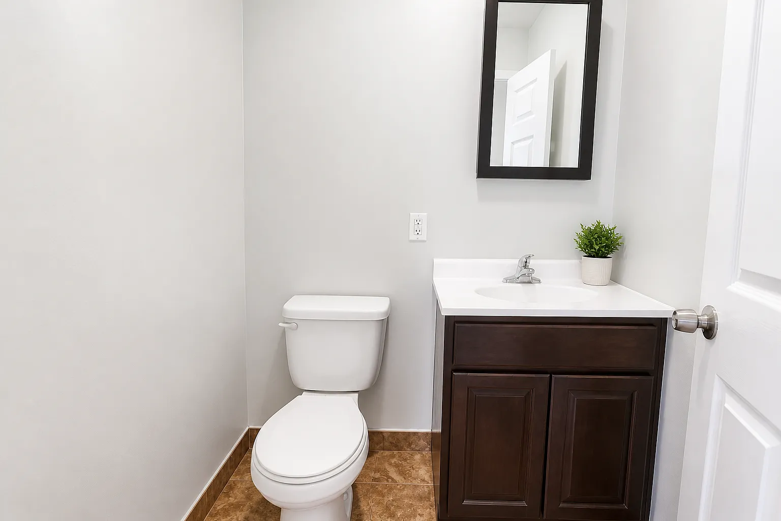 3 bed, 1.5 bath, $2,295 — Photo 3
