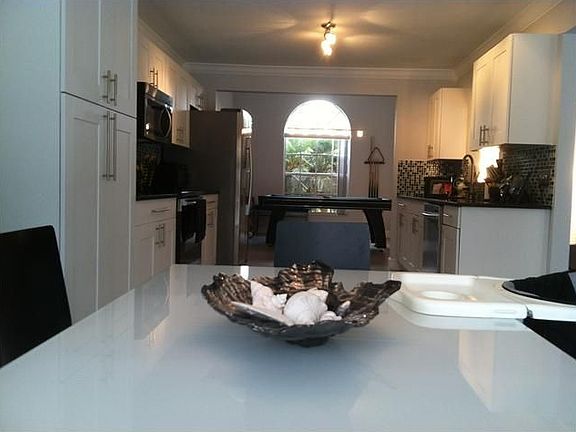 5th image of 2371 SE Fruit Ave