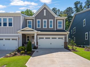 7900 Berry Crest Ave, Raleigh, NC 27617