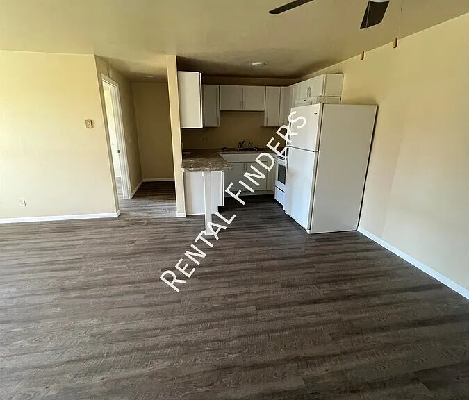 1830 August St #11 — Photo 3