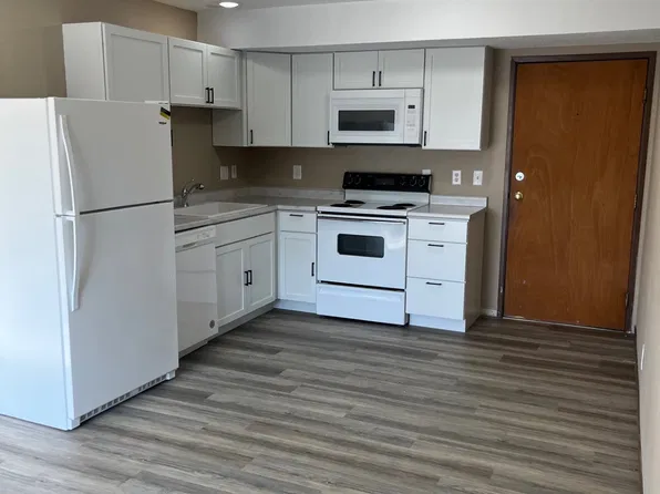 219 E Harrison St, Iowa City, IA 52240