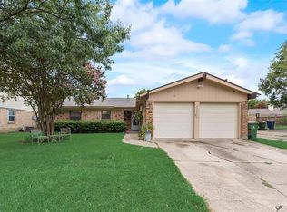2109 Mars Dr, Garland, TX 75040