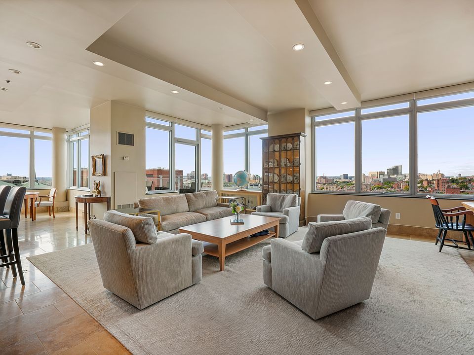 1st image of 1 Charles St S #Penthouse 1-a
