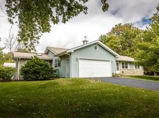 1175 Larson St, Paxton, IL 60957