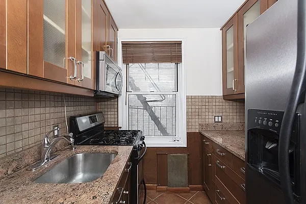 Sold by Brooklyn Hearth Realty | media 6