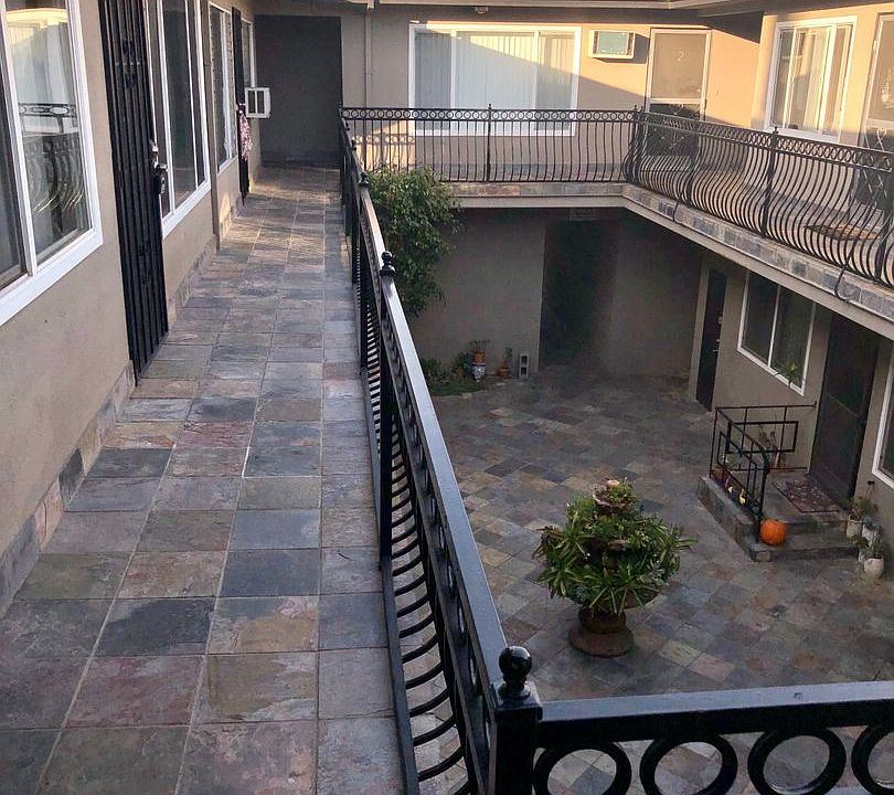 1st image of 7209 Willoughby Ave APT 8