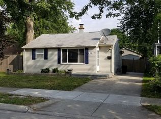 94 W Rowland Ave, Madison Heights, MI 48071