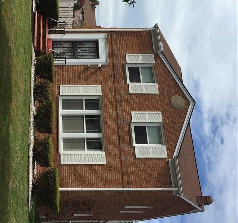 1st image of 17512 Harland Ave