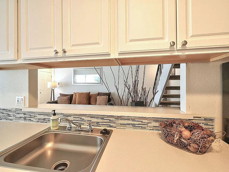2897 NE Rene Ave — Photo 33