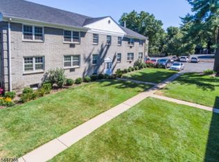 135 S Maple Ave, Ridgewood, NJ 07450