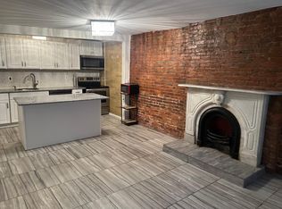 135 Lancaster St #A, Albany, NY 12210