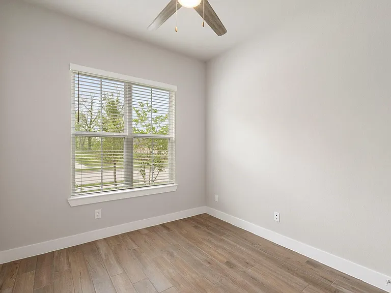10719 River Walk Dr — Photo 19