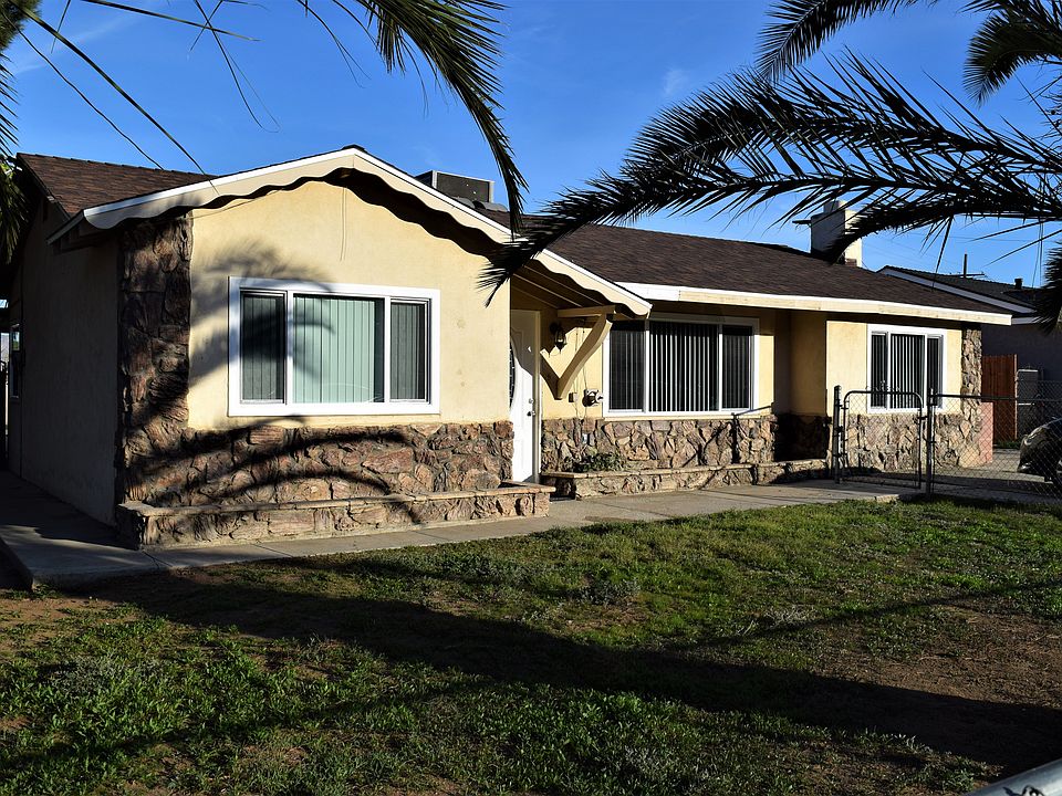 2nd image of 4312 Ridgewood Dr