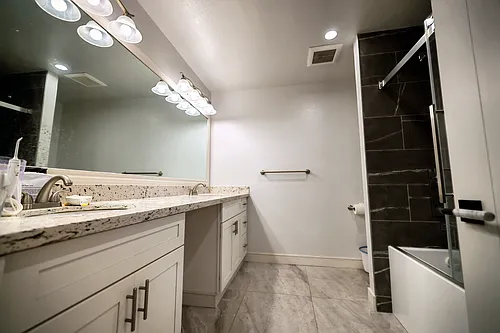 638 S Ahwanee Ter Photo 1