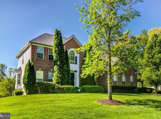 11632 Crest Maple Dr, Woodbridge, VA 22192