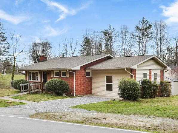 535 Nicholson Creek Rd, Brevard, NC 28712