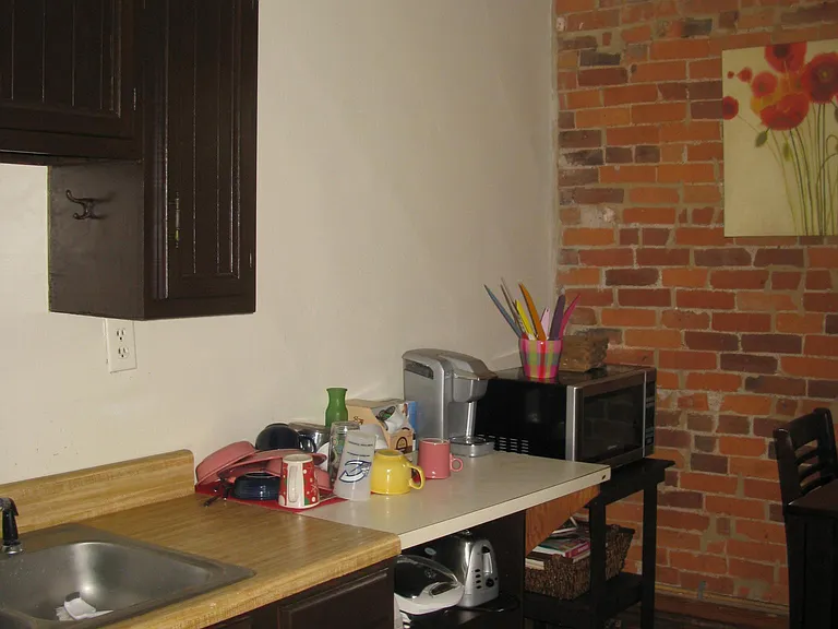 1328 Hunter Ave #B — Photo 7