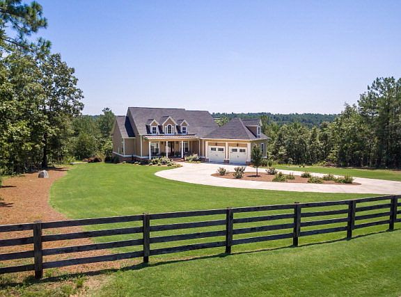 2nd image of 349 Blue Roan Ct