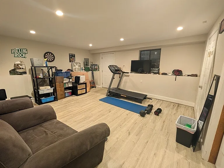 2 Myrtle St #2 — Photo 6