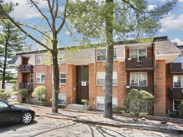 81 Kearsing Parkway #E, Monsey, NY 10952