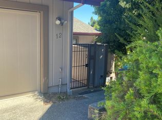 12 Cobblestone Ln, Belmont, CA 94002