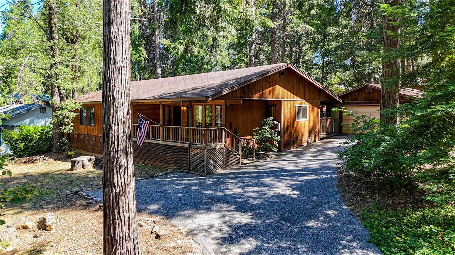 桜次郎 12692 Red Dog Rd, Nevada City, CA 95959 | MLS #226079075 | Zillow