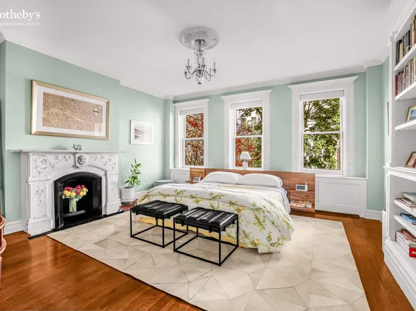 33 West 95th Street image 7 of 23