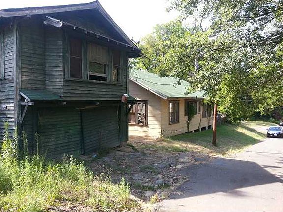3rd image of 661 Buckelew St