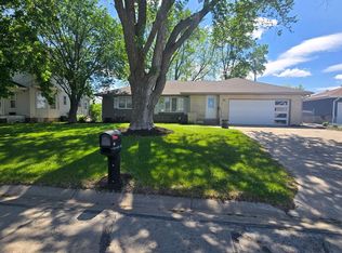 920 12th St, Wisner, NE 68791