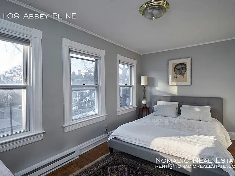 1109 Abbey Pl NE — Photo 10
