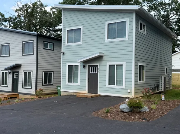 105 Lager Ln, Asheville, NC 28806