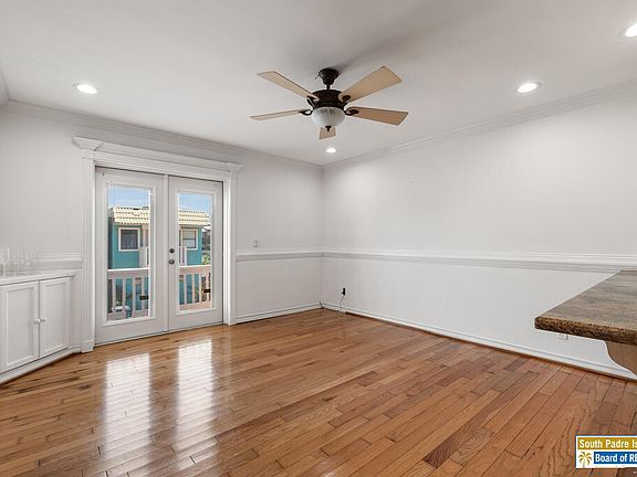 5th image of 170 Windward Dr