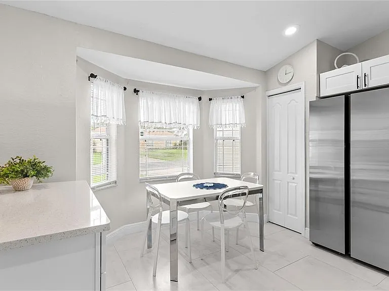 8207 Westmont Terrace Dr — Photo 11