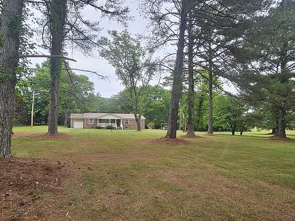 3rd image of 3541 Woods Cove Rd