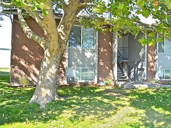 2nd image of 4664 S Arlington Park Dr APT 1