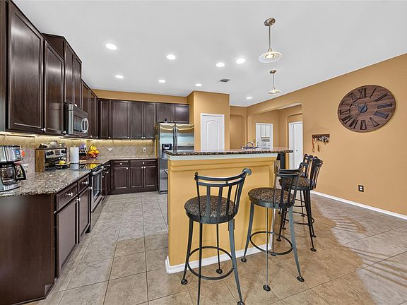 3rd image of 1017 Oatmeal Dr