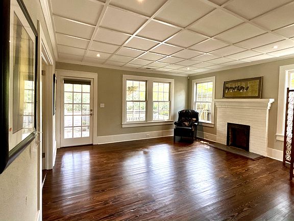 4th image of 616 Park Ave SE