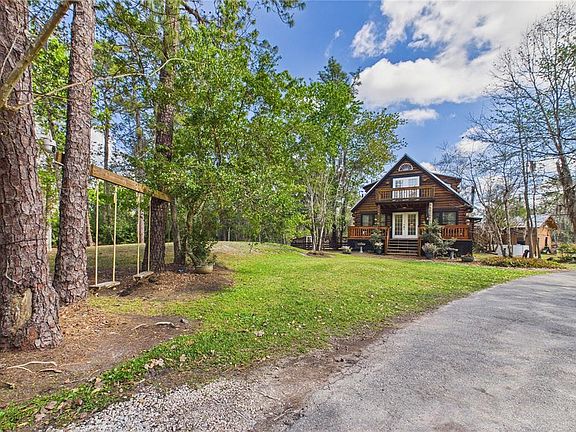 3rd image of 21038 Reindeer Rd