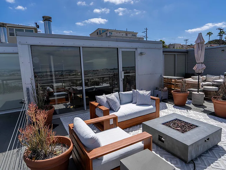 3033 India St #7 — Photo 18