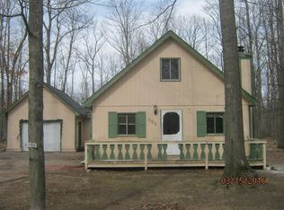 306 Wellington Dr, Roscommon, MI 48653