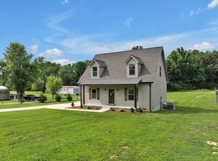 591 King Ridge Rd, Dowelltown, TN 37059