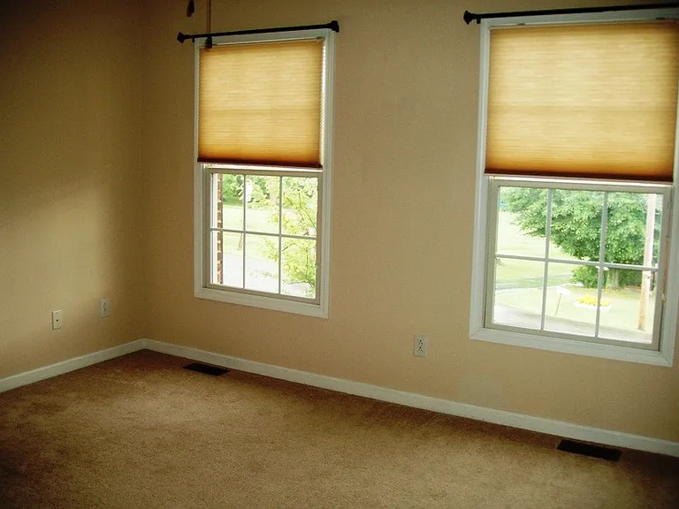 1120 Skyline Dr #5 — Photo 5