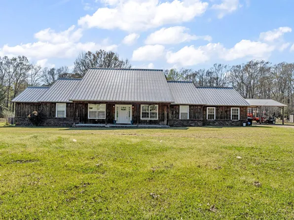 29 Maudie Robinson Rd, Ellisville, MS 39437