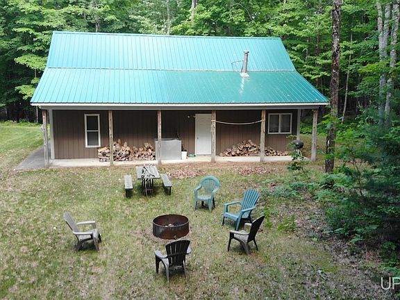 3rd image of 4789 Peterson Rd